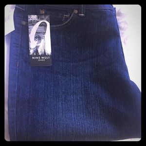 Nine West Bootcut Jeans size 18/33